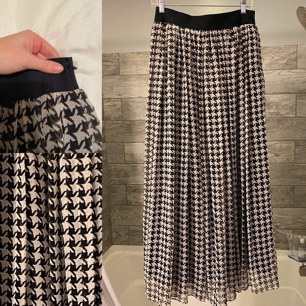 Talbots holiday maxi skirt black and white size small